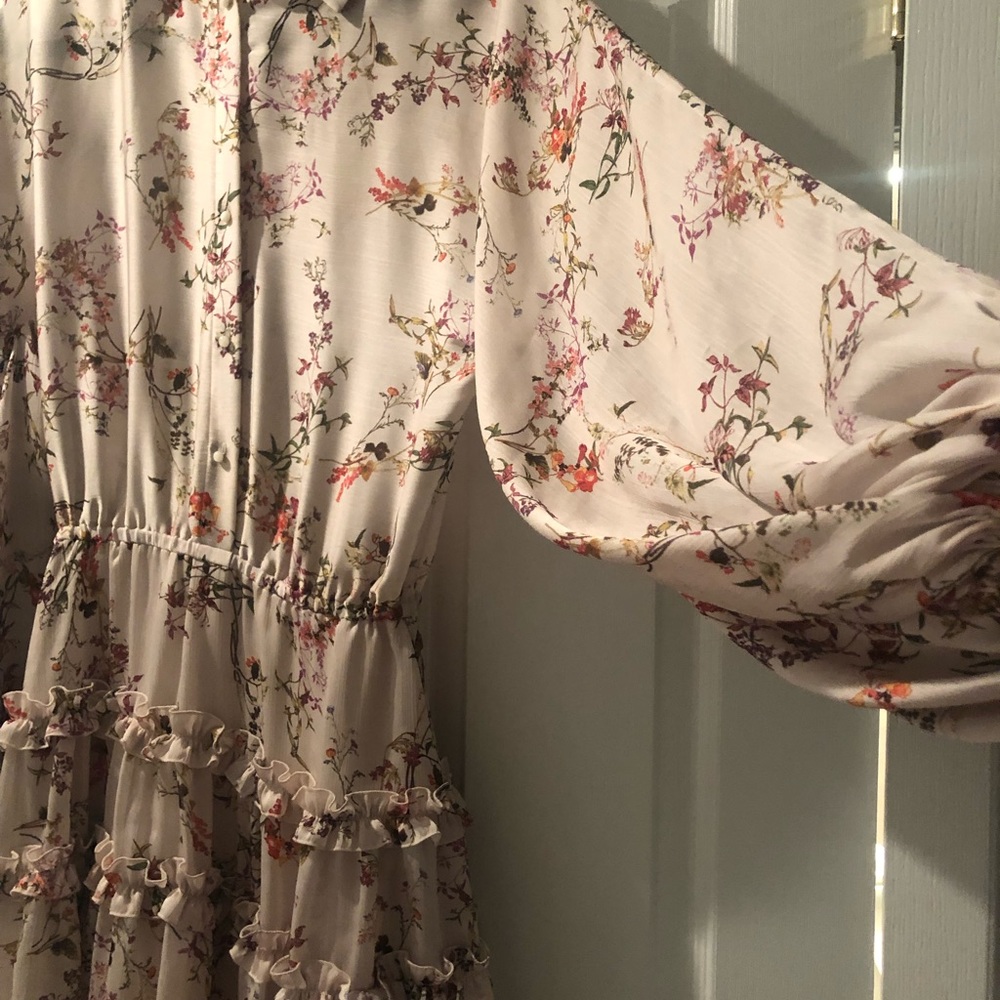 NICHOLAS ruffle dress size XS elastic waste band.